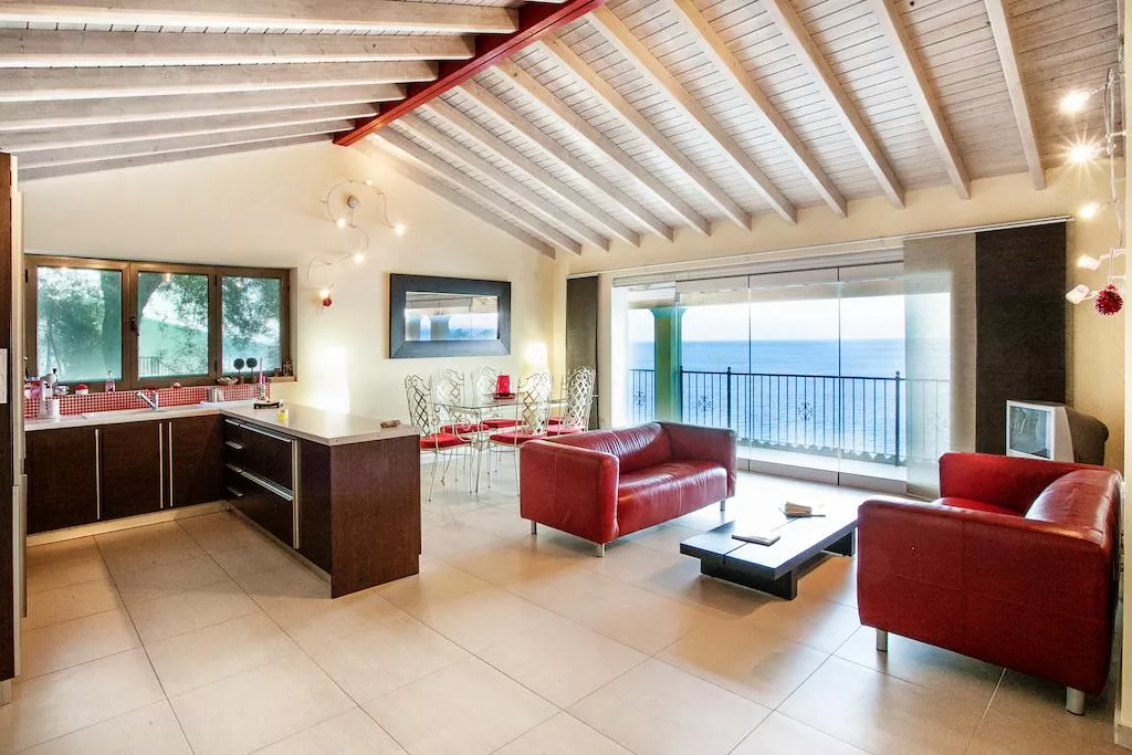 Tiara Holidays - Batelo Hotel - Panoramic Penthouse with Infinity Seaview - living room